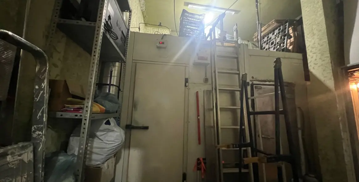 Sale of commercial premises in Estepona 13