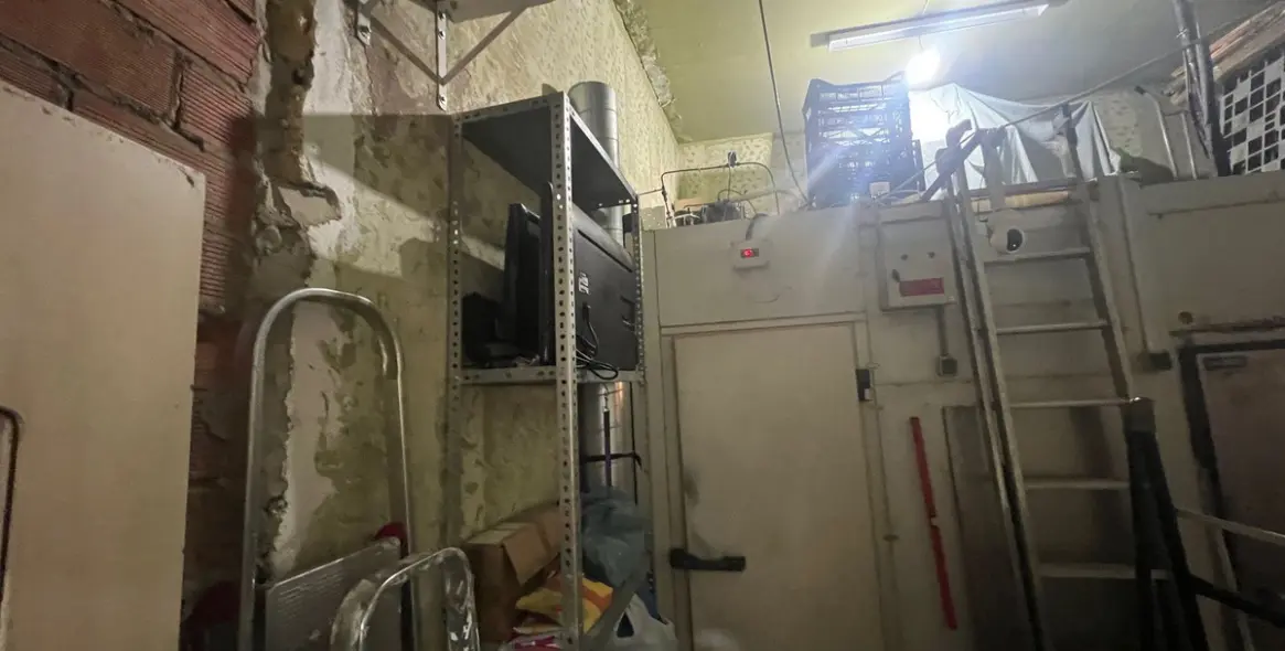 Sale of commercial premises in Estepona 14