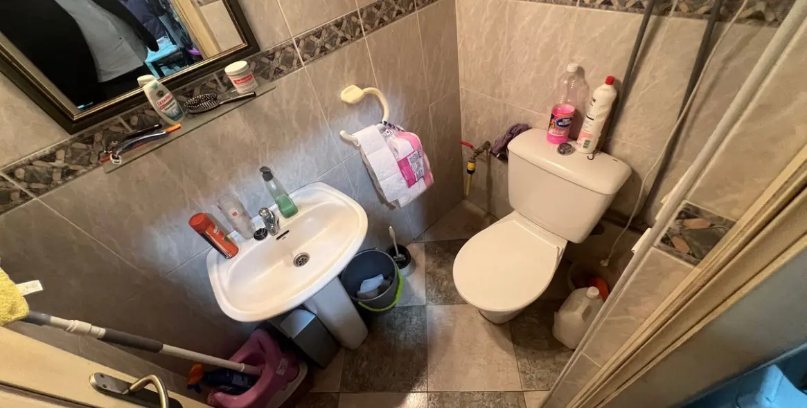 Sale of commercial premises in Estepona 18