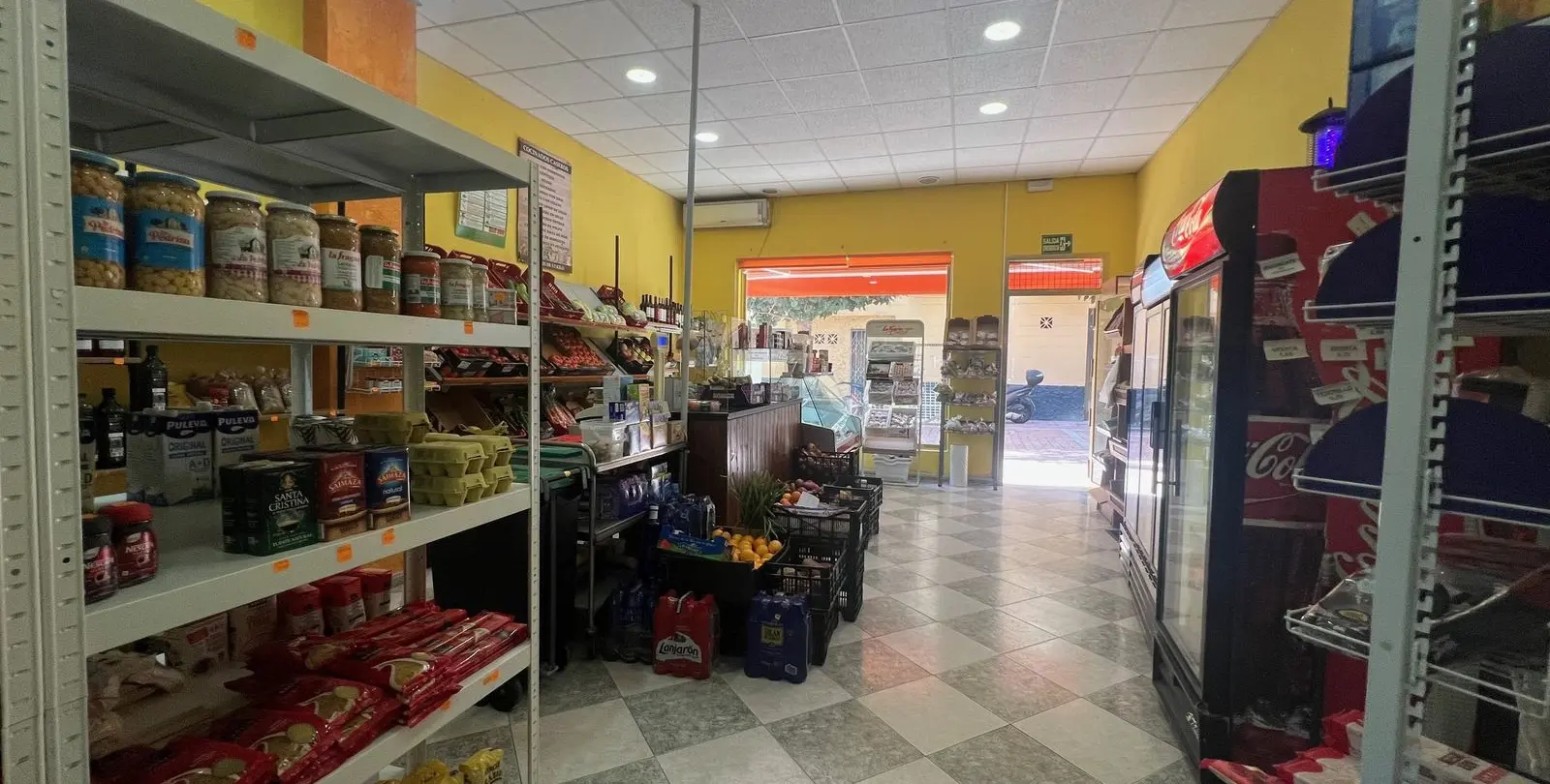 Sale of commercial premises in Estepona 5