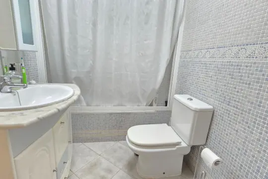 Image 8 thumb