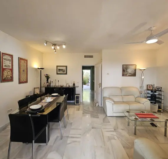 Sale of ground floor apartment in Miraflores