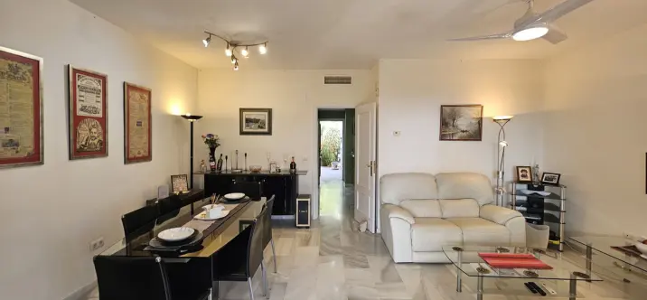 Sale of ground floor apartment in Miraflores 1