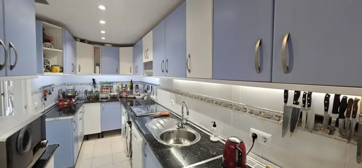 Sale of ground floor apartment in Miraflores 4