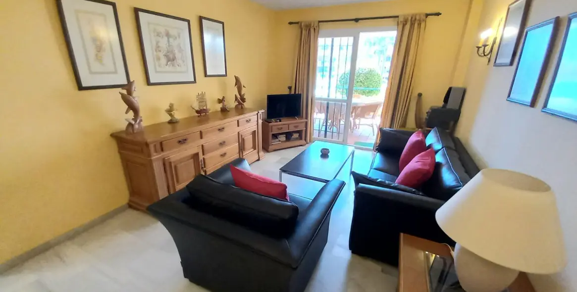 Sale of ground floor apartment in La Cala de Mijas 3