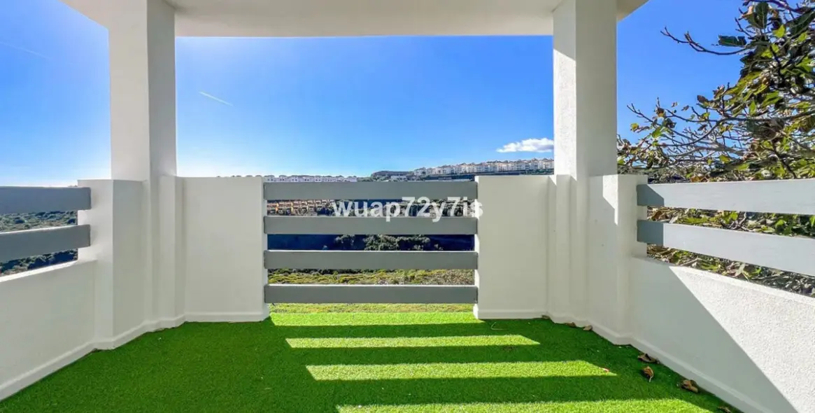 Продажа  отдельно стоящей виллы в Manilva 5