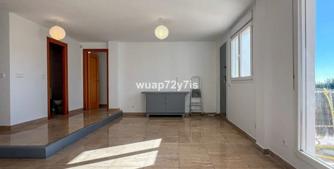 Продажа  отдельно стоящей виллы в Manilva 9