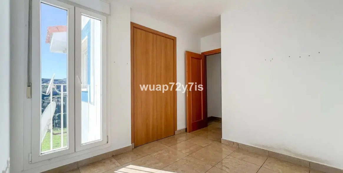 Продажа  отдельно стоящей виллы в Manilva 18