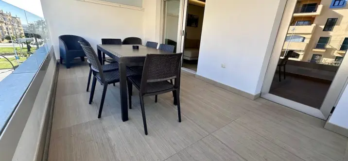 Sale of middle floor apartment in Marbella 2