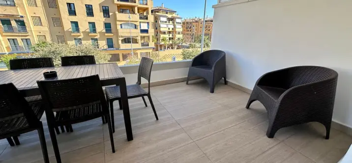 Sale of middle floor apartment in Marbella 3