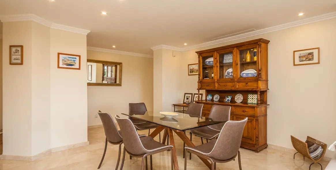 Venta de apartamento en planta baja en Elviria 3