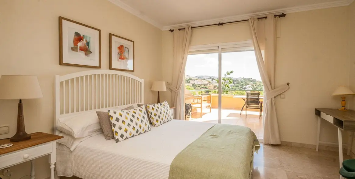 Venta de apartamento en planta baja en Elviria 5