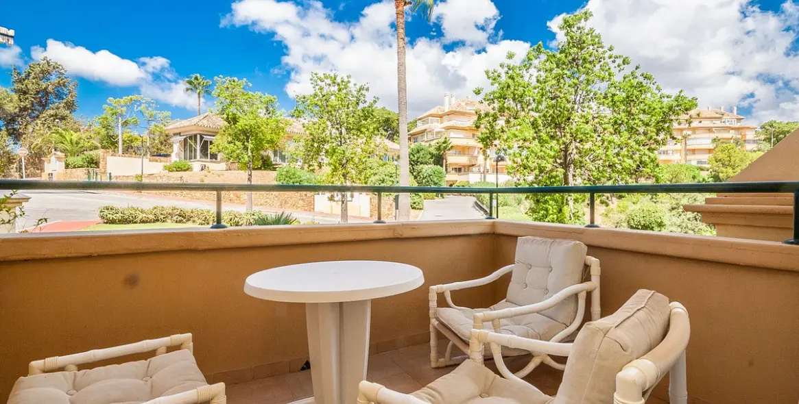 Venta de apartamento en planta baja en Elviria 8