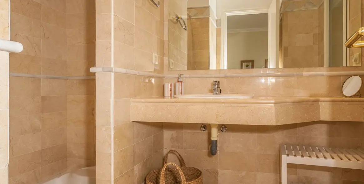 Venta de apartamento en planta baja en Elviria 9