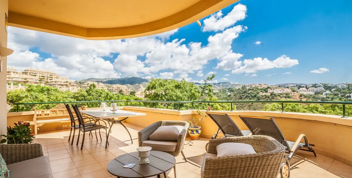 Venta de apartamento en planta baja en Elviria 13