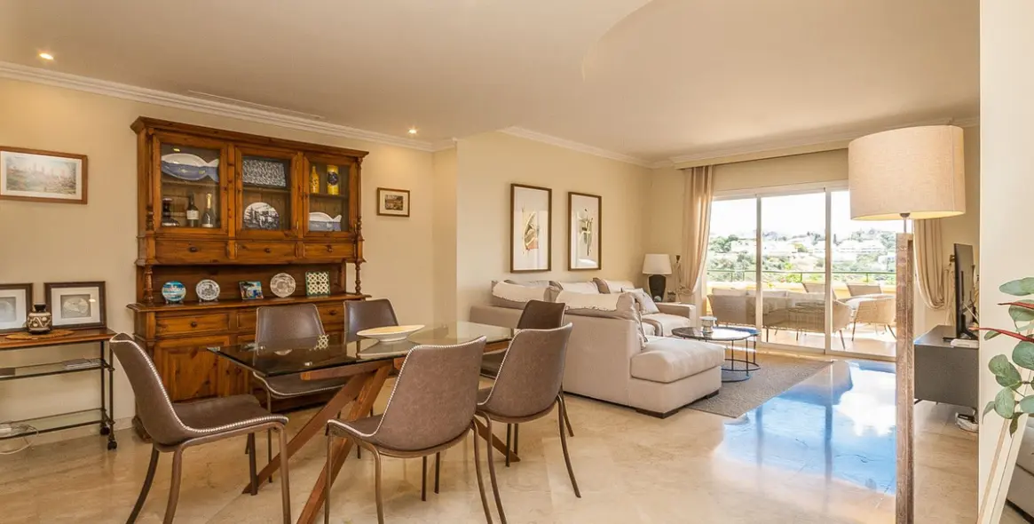 Venta de apartamento en planta baja en Elviria 17