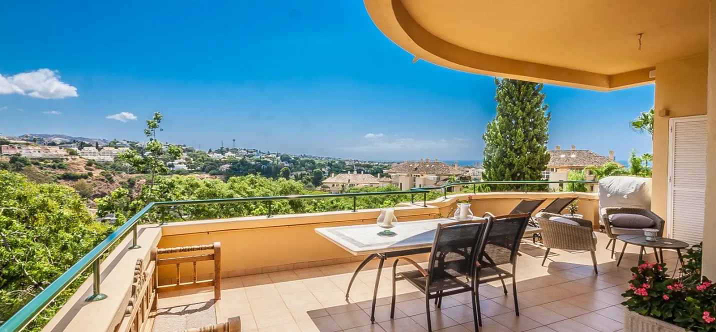 Продажа апартаментов на первом этаже в Elviria 0