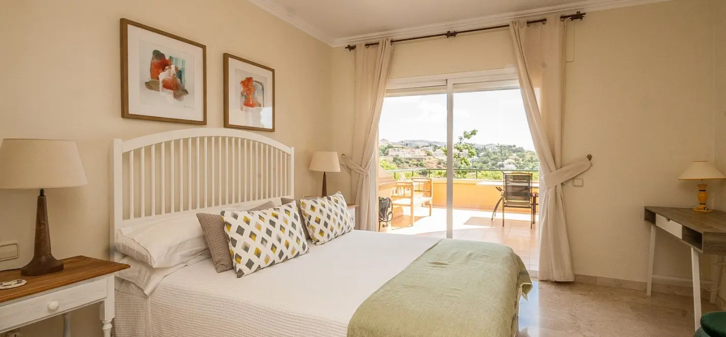 Продажа апартаментов на первом этаже в Elviria 4