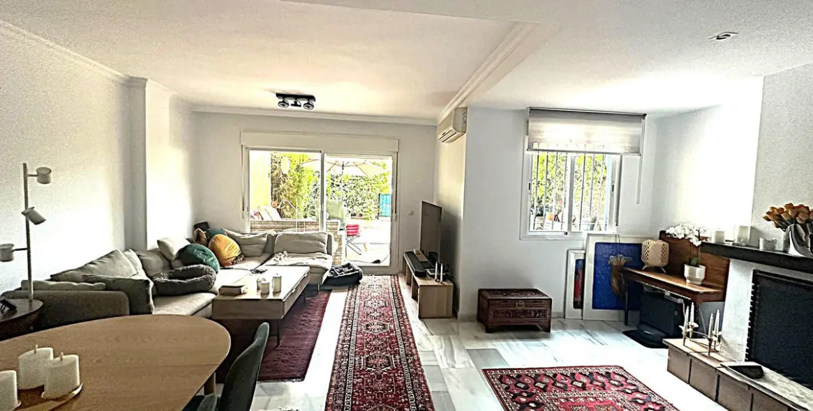 Sale of townhouse in Puerto Banús 2