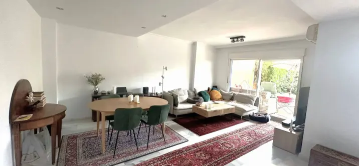 Townhouse R5180812 2