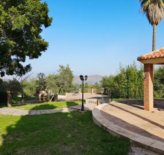 Sale of detached villa in Alhaurín el Grande