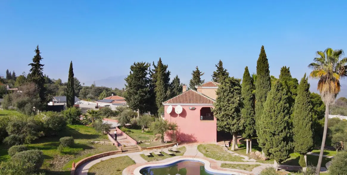 Sale of detached villa in Alhaurín el Grande 5