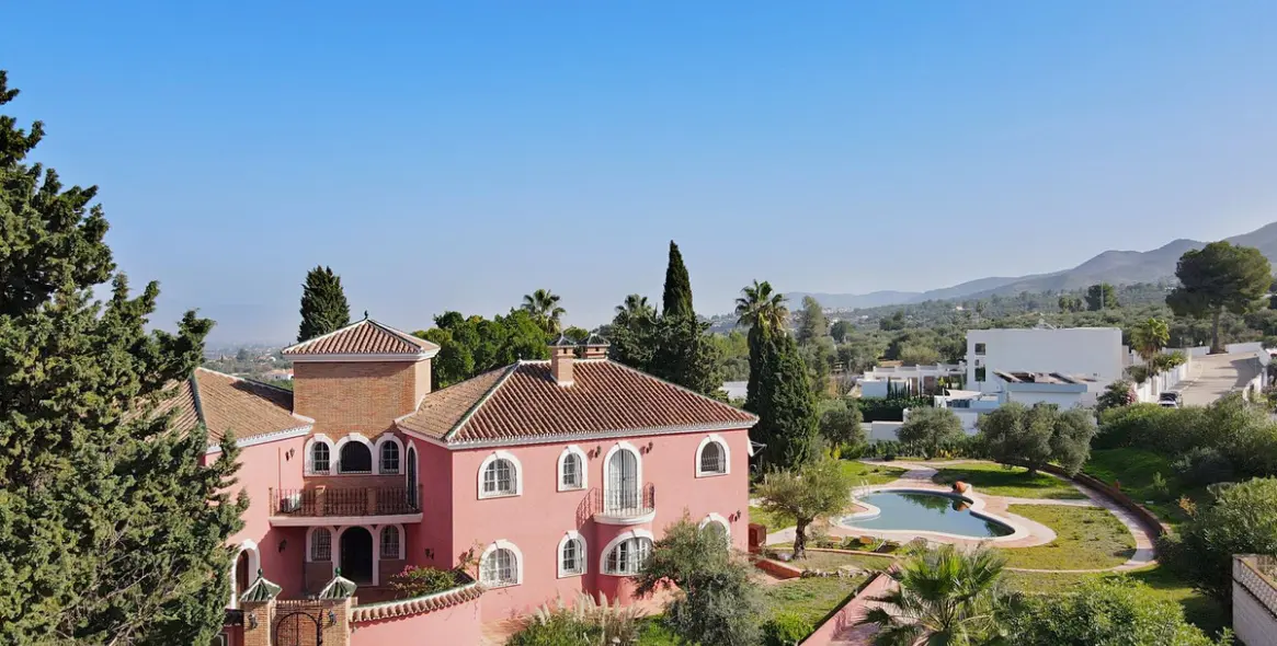 Sale of detached villa in Alhaurín el Grande 8