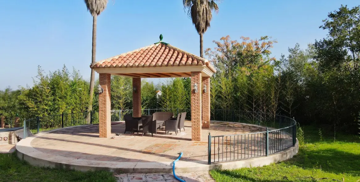 Sale of detached villa in Alhaurín el Grande 9