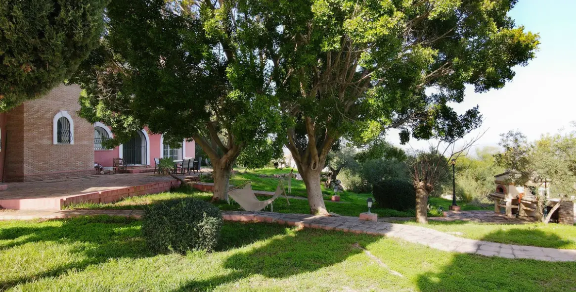 Sale of detached villa in Alhaurín el Grande 10