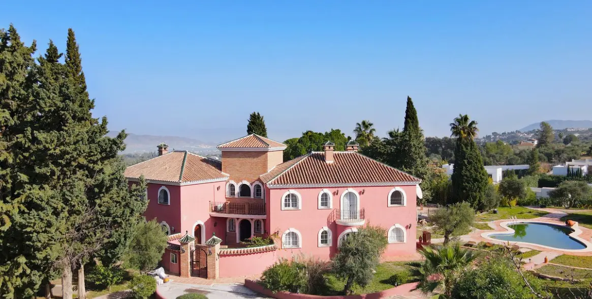 Sale of detached villa in Alhaurín el Grande 11