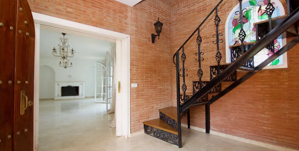 Sale of detached villa in Alhaurín el Grande 12