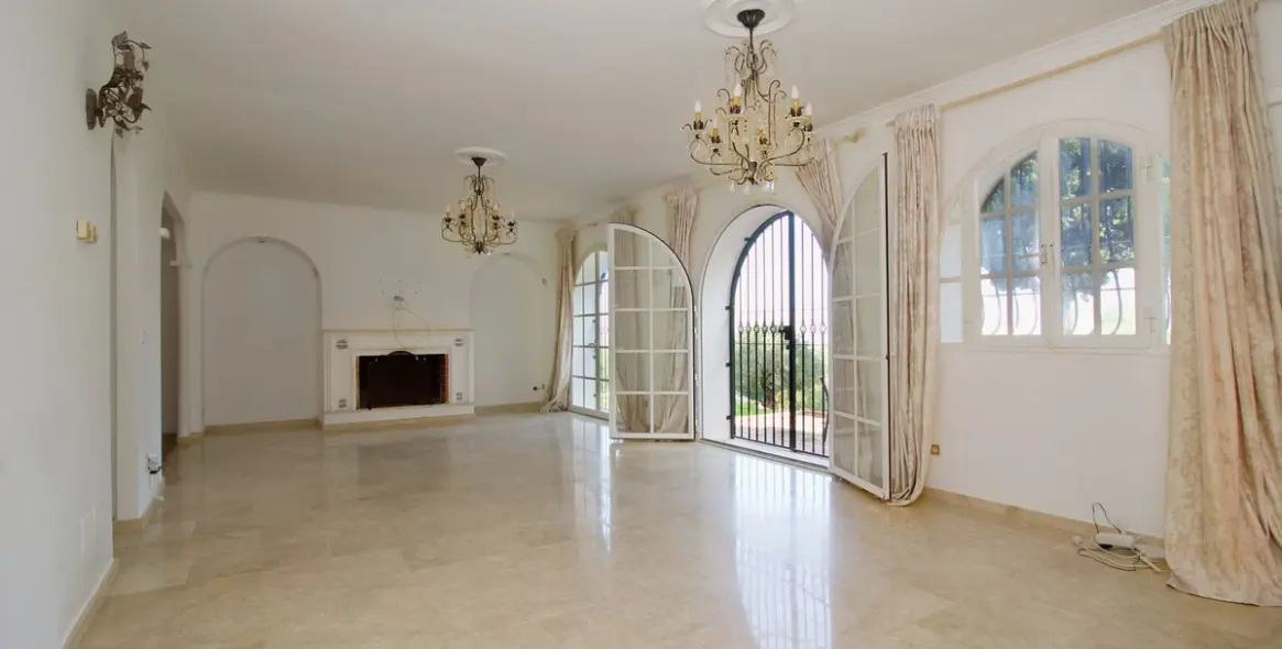 Sale of detached villa in Alhaurín el Grande 14