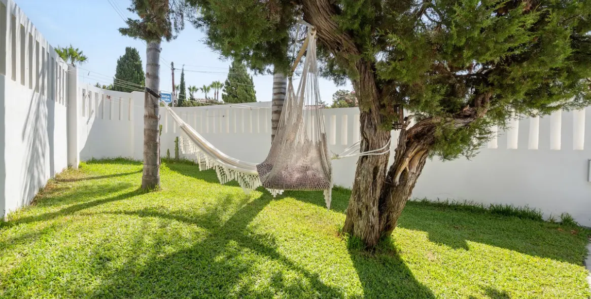 Продажа  отдельно стоящей виллы в Marbesa 7