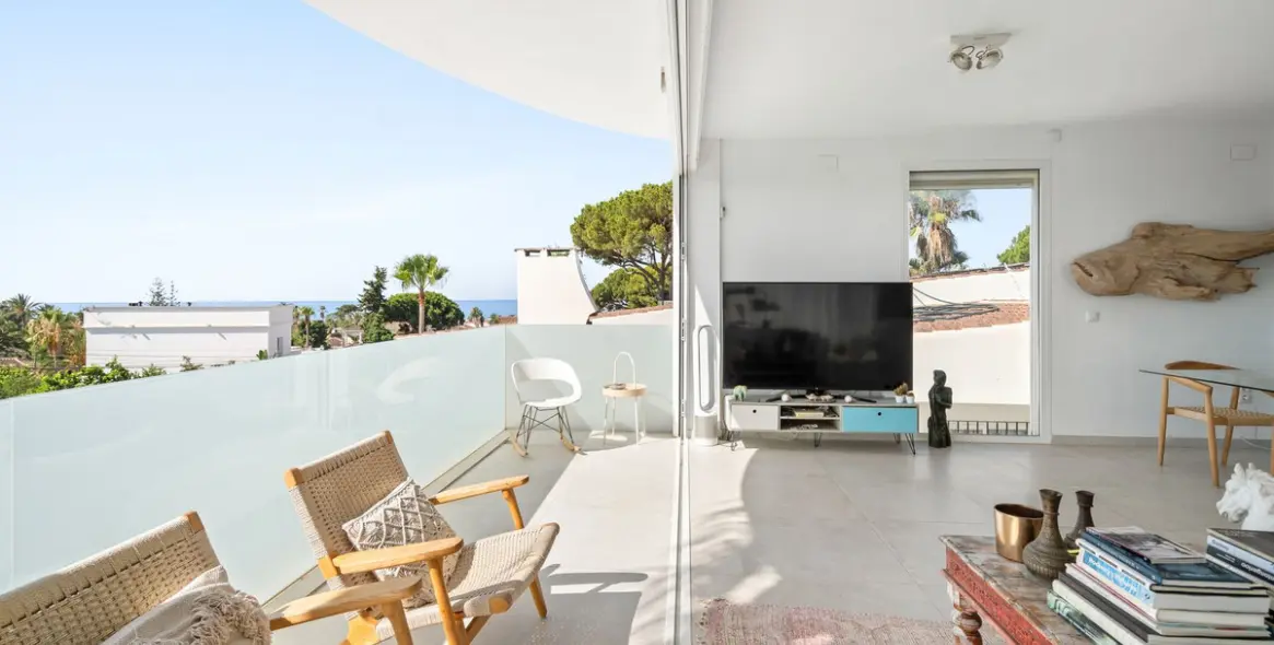 Продажа  отдельно стоящей виллы в Marbesa 10