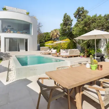 Sale of detached villa in Marbesa