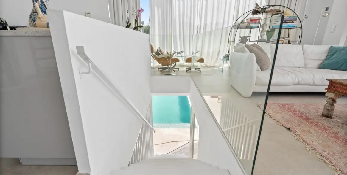 Sale of detached villa in Marbesa 16