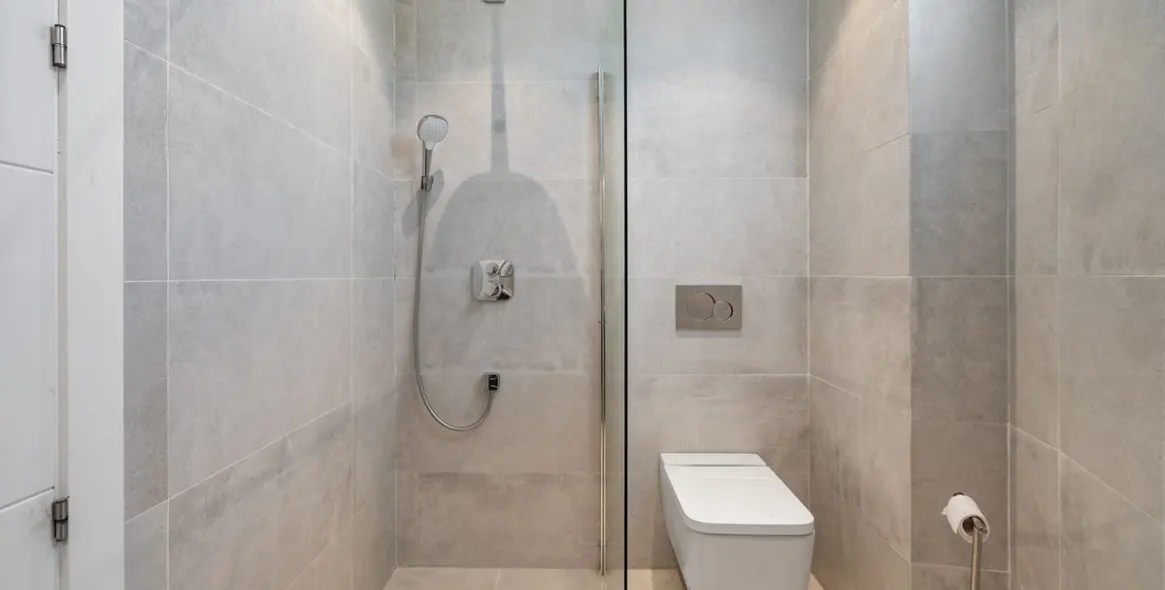 Продажа  отдельно стоящей виллы в Marbesa 26