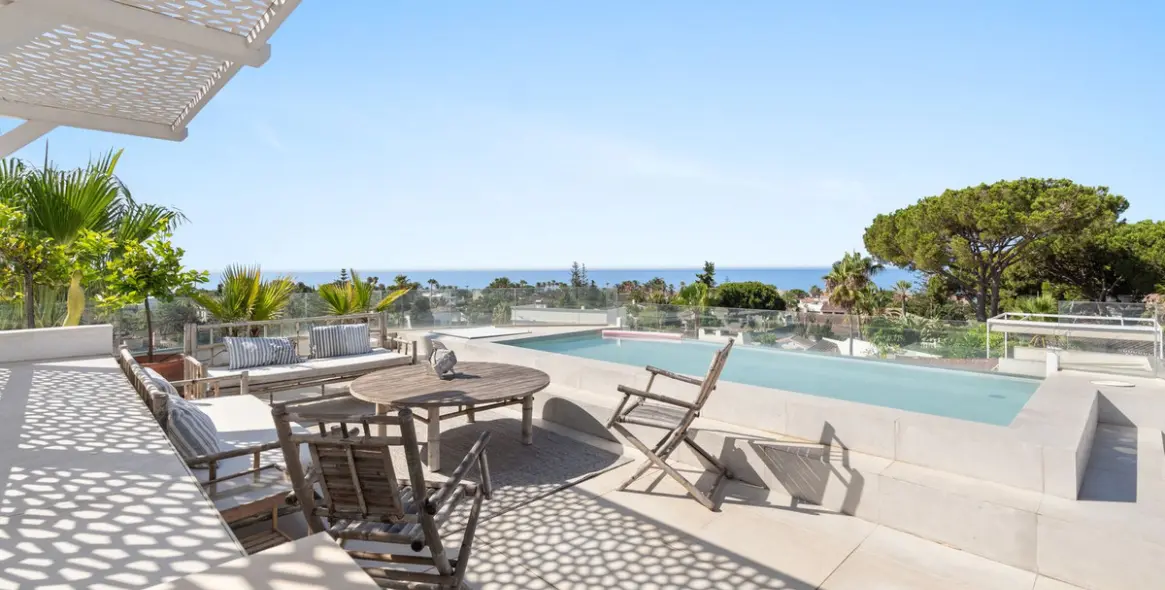 Продажа  отдельно стоящей виллы в Marbesa 29