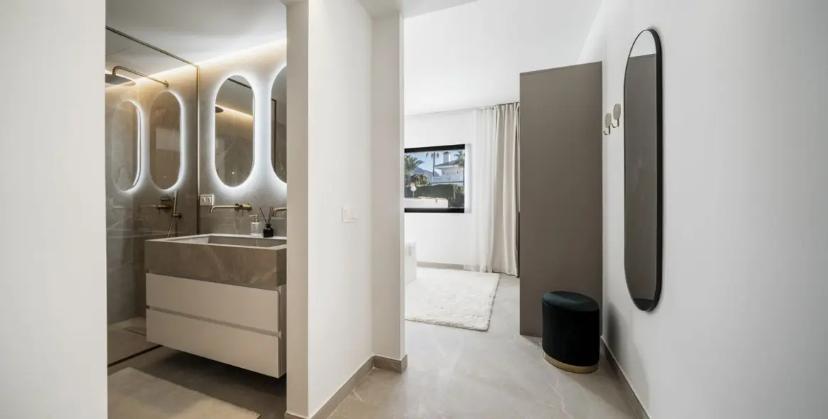 Продажа таунхауса в Nueva Andalucía 20