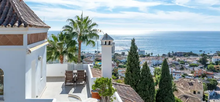 Venta de villa independiente en Riviera del Sol 0