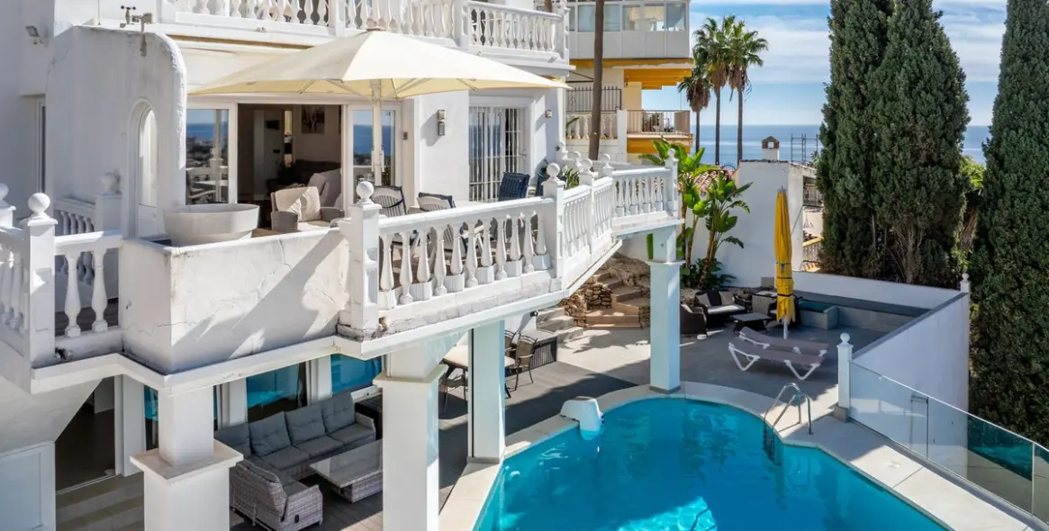 Продажа  отдельно стоящей виллы в Riviera del Sol 4