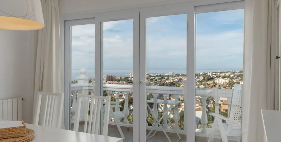 Sale of detached villa in Riviera del Sol 26