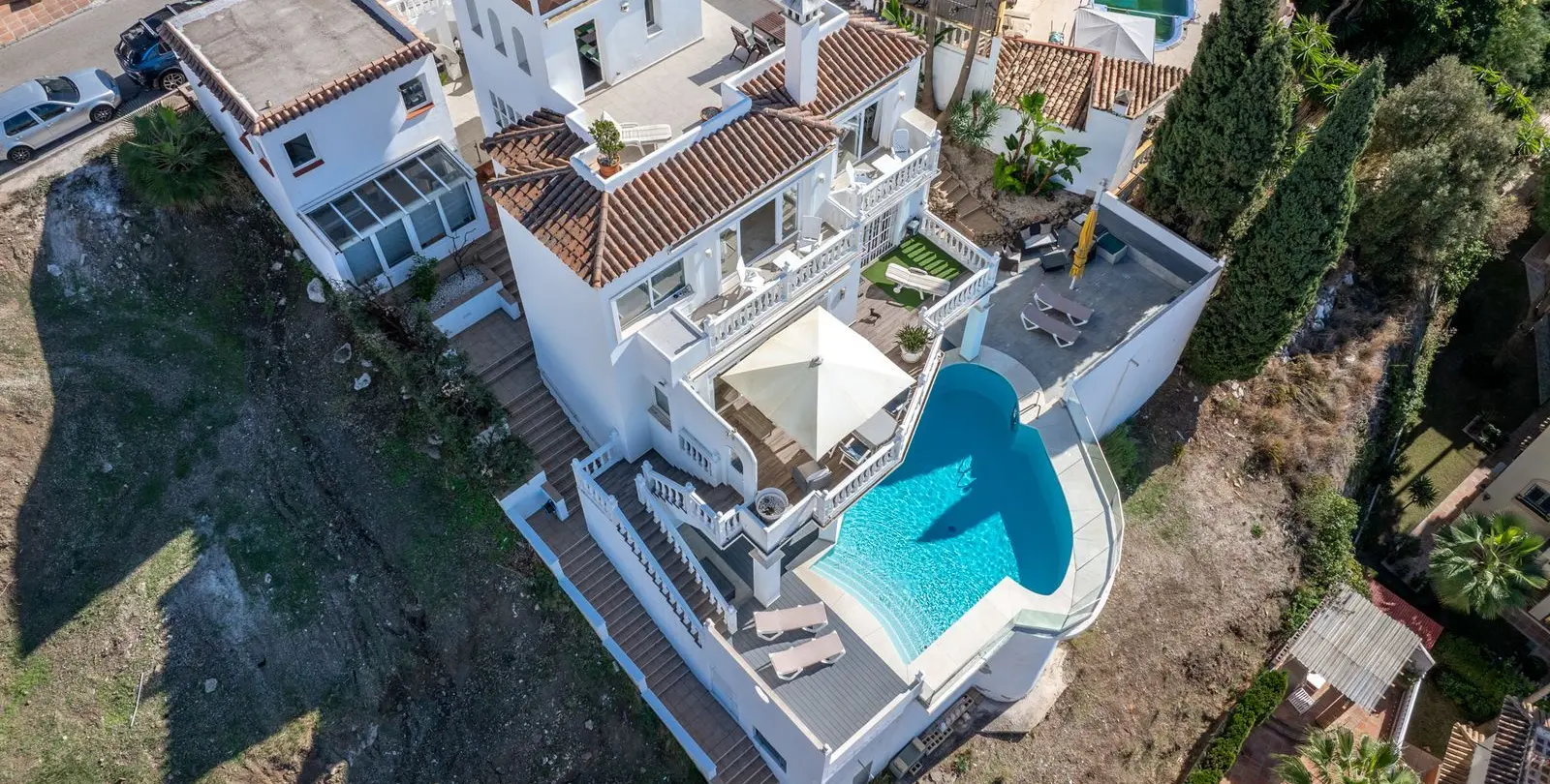 Sale of detached villa in Riviera del Sol 6