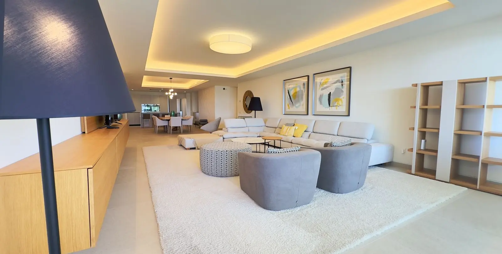 Продажа апартаментов на среднем этаже в Estepona 17