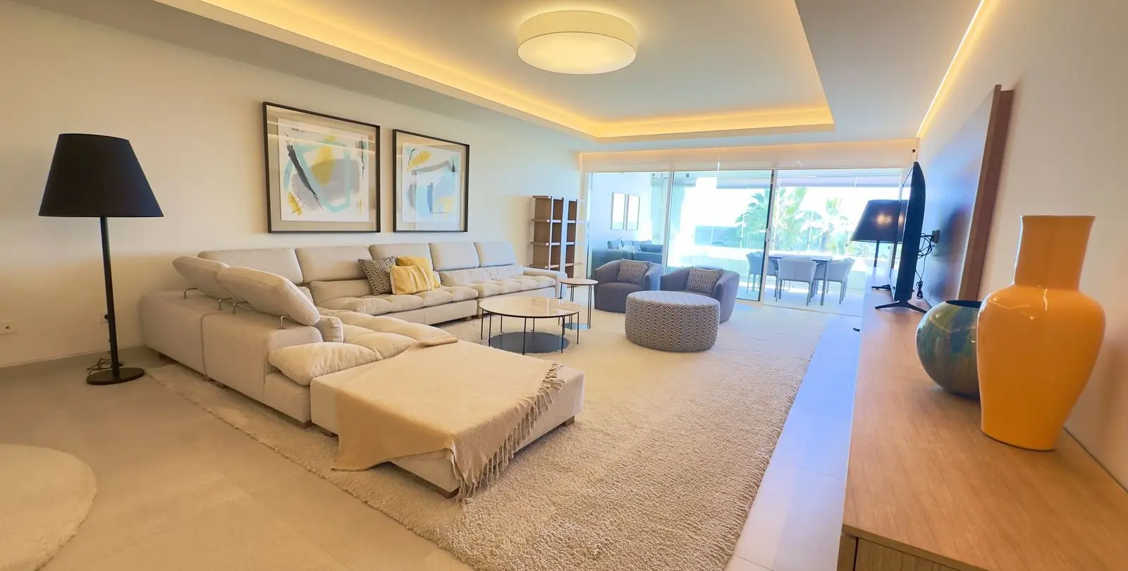Продажа апартаментов на среднем этаже в Estepona 18