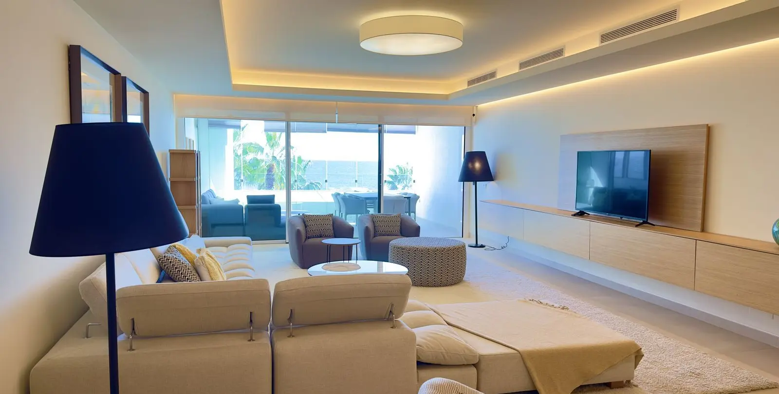 Продажа апартаментов на среднем этаже в Estepona 21