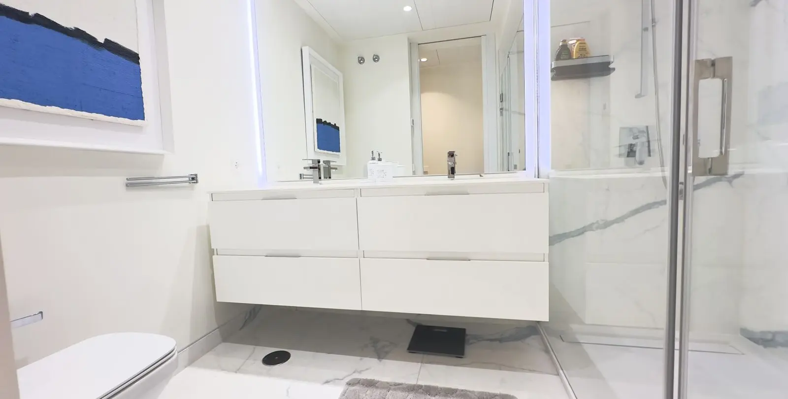 Продажа апартаментов на среднем этаже в Estepona 32