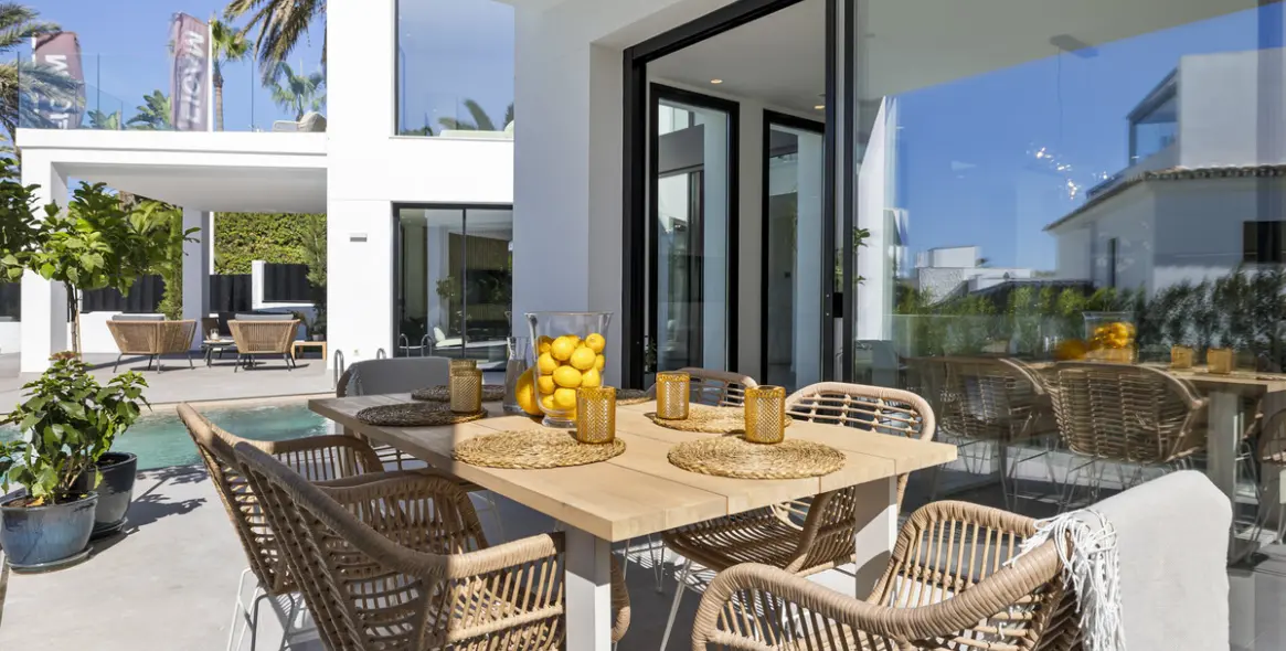 Sale of detached villa in Marbesa 12