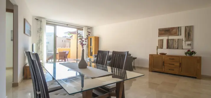 Long-term rent of penthouse in Bel Air 4