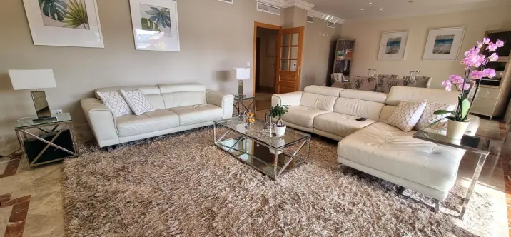 Long-term rent of semi-detached house in Santa Clara 4